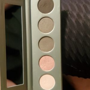 W3LL PEOPLE eyeshadow palette